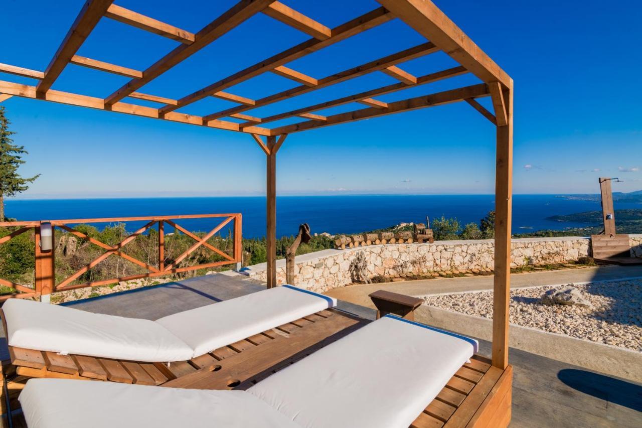 Villa Nikolakos *